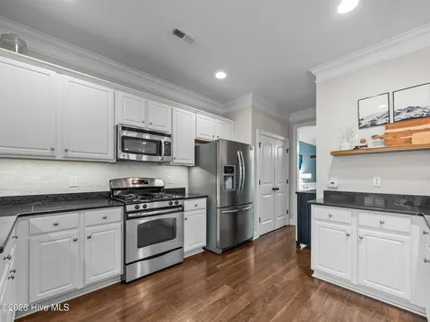 154 Cornel Lane Hampstead NC 28443
