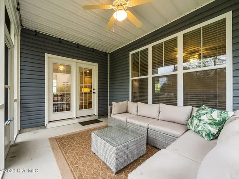 154 Cornel Lane Hampstead NC 28443