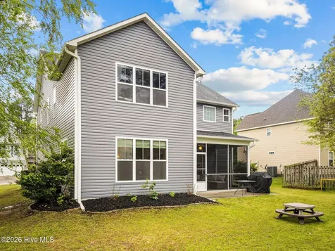 154 Cornel Lane Hampstead NC 28443