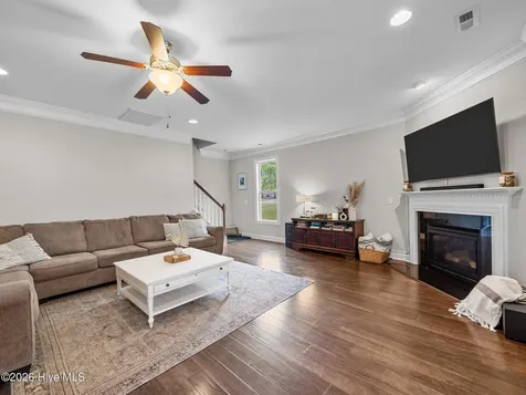 154 Cornel Lane Hampstead NC 28443