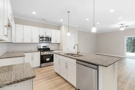 242 Cline Way Beaufort NC 28516
