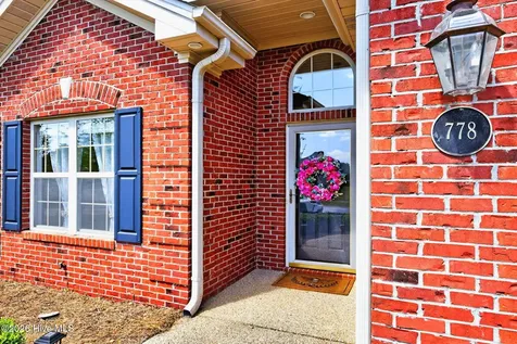 778 Beachwalk Drive Winnabow NC 28479
