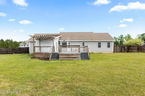 214 Tall Tree Court Maysville NC 28555