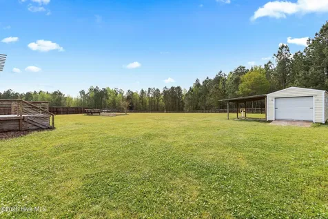 214 Tall Tree Court Maysville NC 28555