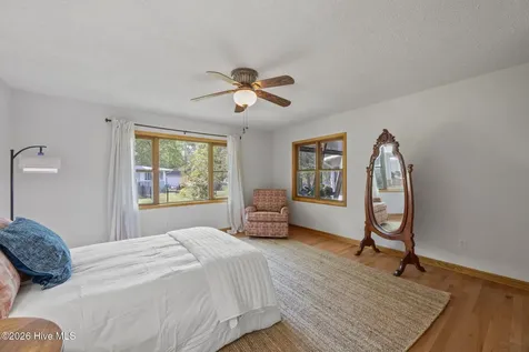 106 Whittaker Point Road Oriental NC 28571