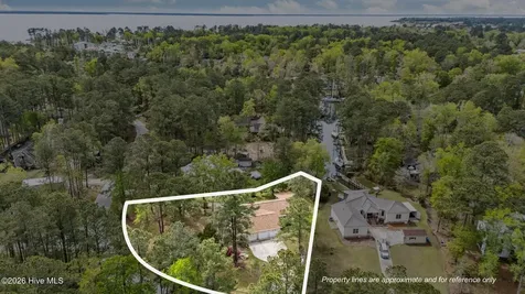 106 Whittaker Point Road Oriental NC 28571