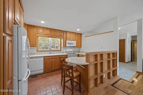 106 Whittaker Point Road Oriental NC 28571