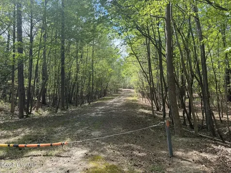 1016R Cedar Lane Seven Lakes NC 27376