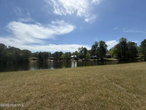 1016R Cedar Lane Seven Lakes NC 27376