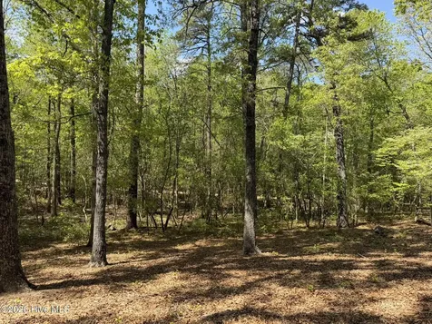 1016R Cedar Lane Seven Lakes NC 27376