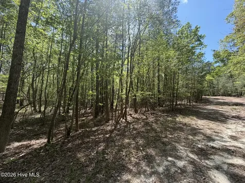 1016R Cedar Lane Seven Lakes NC 27376