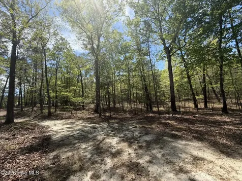 1016R Cedar Lane Seven Lakes NC 27376