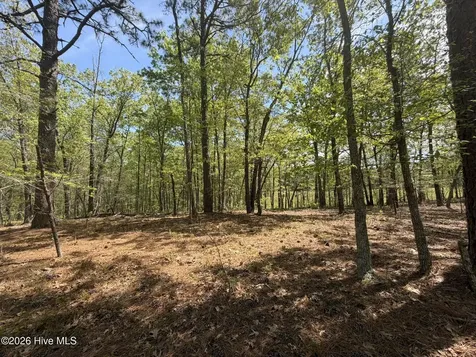 1016R Cedar Lane Seven Lakes NC 27376