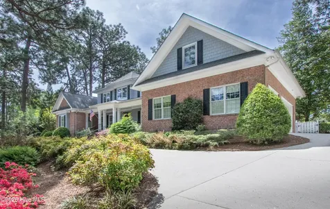 60 Oak Meadow Road Pinehurst NC 28374