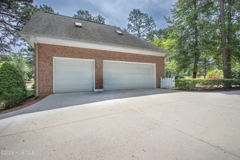 60 Oak Meadow Road Pinehurst NC 28374