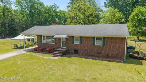 434 Quinerly Street Grifton NC 28530
