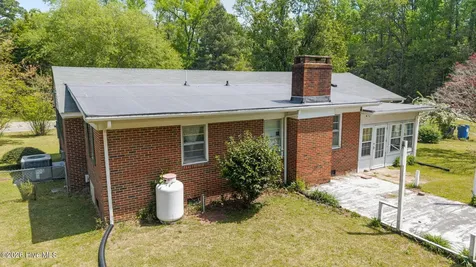 434 Quinerly Street Grifton NC 28530