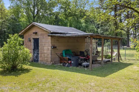 434 Quinerly Street Grifton NC 28530