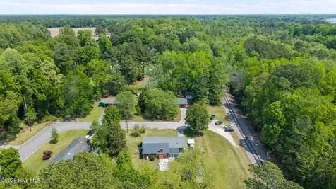 434 Quinerly Street Grifton NC 28530