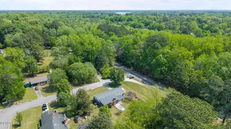 434 Quinerly Street Grifton NC 28530