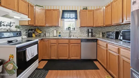 227 Blount Street Winterville NC 28590