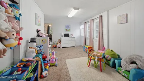 227 Blount Street Winterville NC 28590