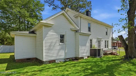 227 Blount Street Winterville NC 28590