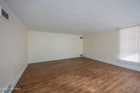 321 N Church Avenue Garland NC 28441