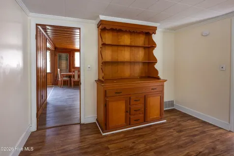 321 N Church Avenue Garland NC 28441
