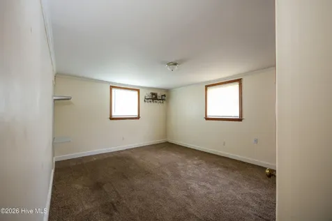 321 N Church Avenue Garland NC 28441