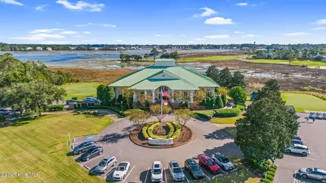 3618 Holly Harbor Drive Southport NC 28461