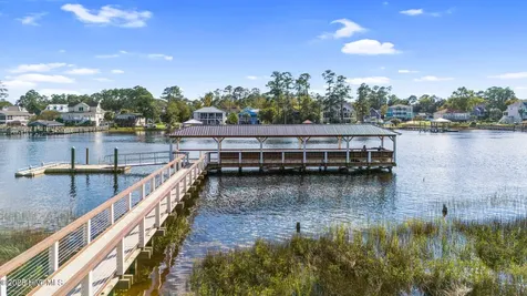 3618 Holly Harbor Drive Southport NC 28461