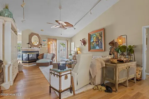 218 Sandfiddler W Emerald Isle NC 28594