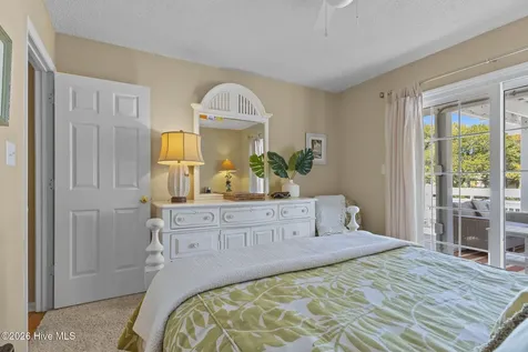 218 Sandfiddler W Emerald Isle NC 28594