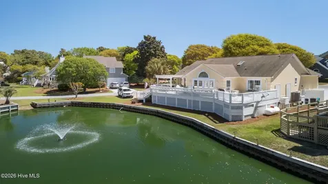 218 Sandfiddler W Emerald Isle NC 28594