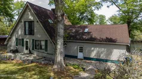 6655 Clarks Neck Road Washington NC 27889