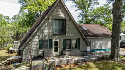 6655 Clarks Neck Road Washington NC 27889