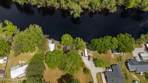6655 Clarks Neck Road Washington NC 27889