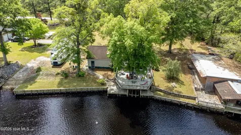 6655 Clarks Neck Road Washington NC 27889
