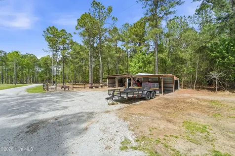 193 Alonza Lane Richlands NC 28574