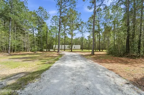 193 Alonza Lane Richlands NC 28574
