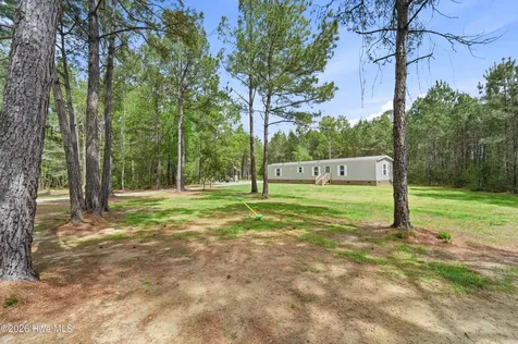 193 Alonza Lane Richlands NC 28574
