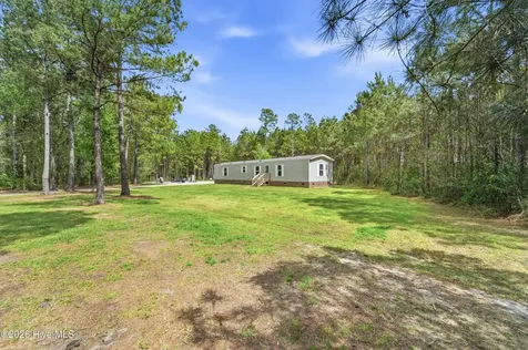 193 Alonza Lane Richlands NC 28574