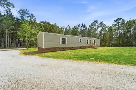 193 Alonza Lane Richlands NC 28574