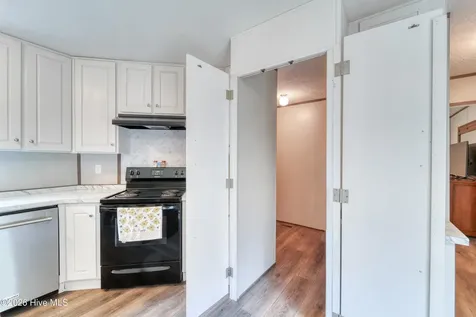 193 Alonza Lane Richlands NC 28574