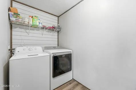 193 Alonza Lane Richlands NC 28574