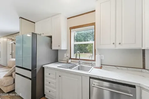 193 Alonza Lane Richlands NC 28574