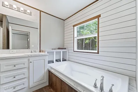 193 Alonza Lane Richlands NC 28574