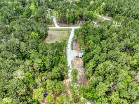 193 Alonza Lane Richlands NC 28574