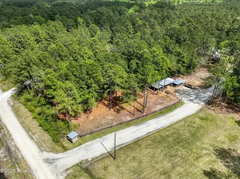 193 Alonza Lane Richlands NC 28574